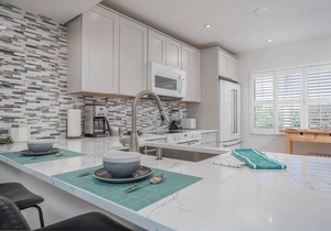 Siesta Dunes Modern Condo | Private Beach | Heated Pool | Ideal Location | Ask about Free Activities