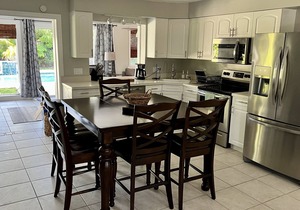 Single Family Home Minutes to the Beach