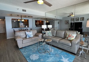 Sky High Views-14th Floor Sand Key Beachfront! Spacious 1 BR!