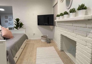 SM CasaGrande South Miami. Cozy, Spacious, Central