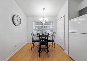 Sophisticated Sanctuary – South-Facing Pool - 10 Minutes to Disney