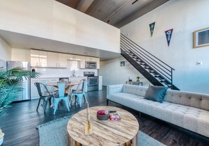 Sosuite | 3BR Loft w Gym, Lounge, Shared Laundry