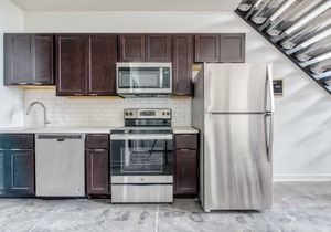 Sosuite | 3BR Loft w W/D, Gym, Lounge