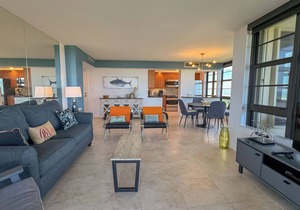 South Seas Tower 4- 812: Beautifully Updated; Large Balcony