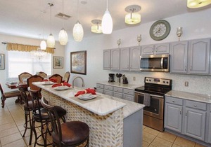 SPACIOUS BEAUTIFUL PALACE VILLA ! Near all Disney parks-10beds sleep 16 people