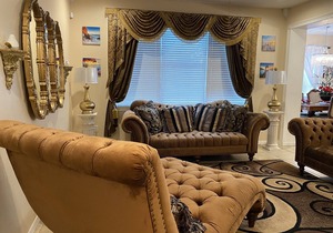 SPACIOUS BEAUTIFUL PALACE VILLA ! Near all Disney parks-10beds sleep 16 people