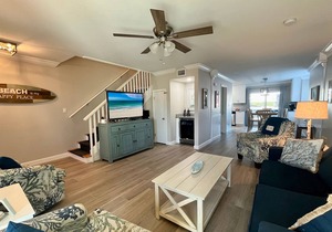 Spacious Family Getaway ~ Beach Service Included ~ Gated Beach Access