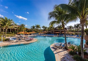Special Offer! 2BR+Den Condo in Treviso Bay – Near Beaches | Book & Save