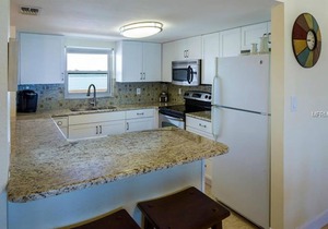 Spectacular Gulf-Front Fully Renovated 2B/2B In Sand Key,Clearwater Beach,FL