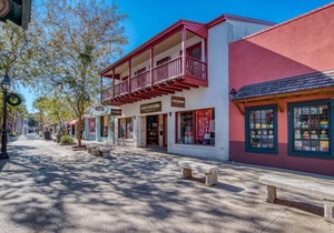 St. George Street Apartment