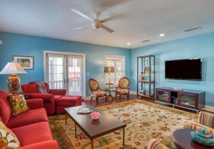 St. George Street Apartment