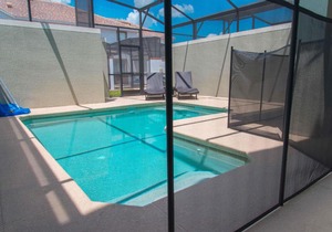 Storey Lake Resort, Private Pool, Near Famous Attractions!!