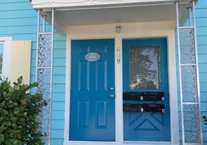 Studio #2 - Within Steps to Downtown Lake Worth Beach