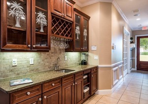 Stunning 3-Bed Resort home w/3 Ensuite Bedrooms, pool, spa, outdoor kitchen. Near WDW