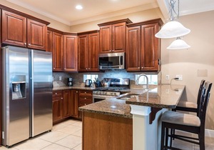 Stunning 3-Bed Resort home w/3 Ensuite Bedrooms, pool, spa, outdoor kitchen. Near WDW