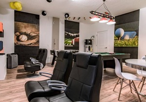 Stunning Home 9bedrom at ChampionsGate +Private Pool near near Disney