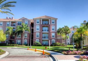 Stunning, top-floor condo! *feet from clubhouse and pool*