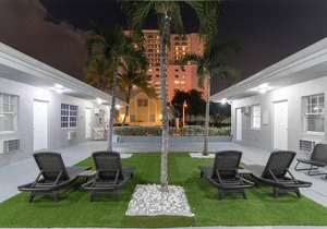 Stylish 1BR w/Parking Space & Walk to the Beach #1