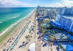 Stylish 1BR w/Parking Space & Walk to the Beach #1