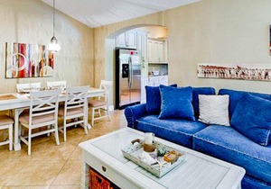 Stylish island condo w/ heated private pool & lovely views - walk to the beach