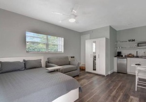 Sudio apartment by PMI Edgewood