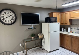 Sunny Apartments a block from Warm Mineral Springs. Unit 3