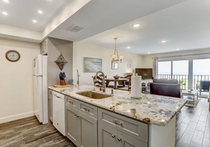 Sunrise Serenity: Oceanfront Oasis