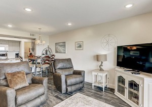 Sunrise Serenity: Oceanfront Oasis