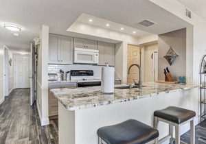 Sunrise Serenity: Oceanfront Oasis