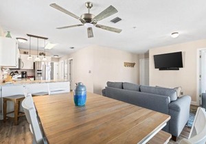 Sunset Harbour Villas 4-423
