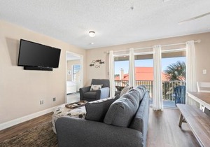 Sunset Harbour Villas 4-423
