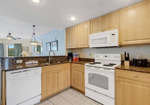 Sunset Vistas 610N: Top Floor Gulf Front Beauty