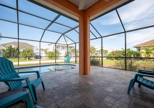 Sunshine Beach, 3 Bedrooms, Private Pool, WiFi, Pet Friendly, Sleeps 8