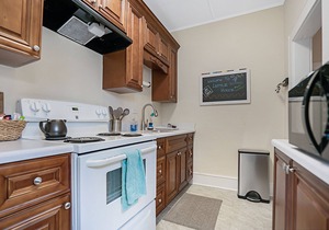Super fun home with bikes on the best street in Riverside!
