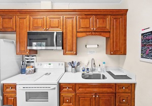 Super fun home with bikes on the best street in Riverside!