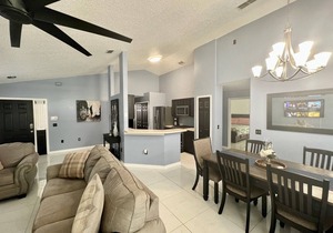 Superior Westbury 4BR House near Disney Parks