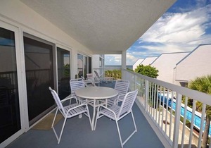 Surf 'n Sand 2 bedroom condo