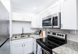 The Guesthouse #3 - Wilton Manors