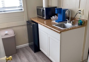 The Palmetto Inn - Snapper - King Efficiency Suite