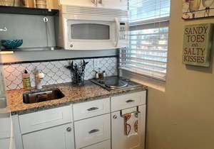 The Sea Star is an adorable beach front studio with a gorgeous ocean view!
