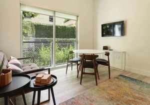 Three Bed Three Bath Apartment 8 min from Brickell
