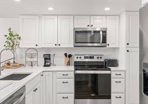 Totally Remodeled C3 building, 2 bdr. 2bth. Amazing gulf front