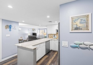 Tropi-COOL Condo. In-unit W/D, Spectacular views and FREE bch svc! (515)