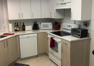 Tropical Paradise Vacation at Valencia in Pelican Bay. BOOK NOW FOR 10% DISCOUNT