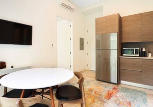 Two Bed Two Bath Apartment 8 Min from Downtown