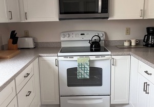 Two Bedroom Two Bath Condo 5 minutes to Manasota Key