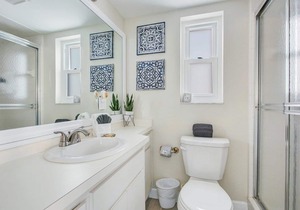 Two Story Waterfront Suite