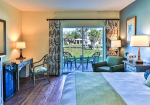 Ultimate Family Getaway! Amazing Room w/ 2 Double Beds, Outdoor Pool