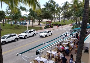 UNIQUE ONE BEDROOM-BALCONY OCEAN DRIVE CONDO