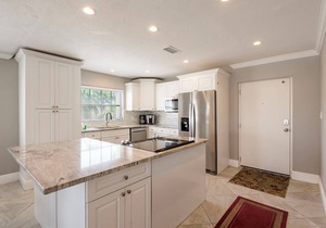 Unit 175- 2 Bedroom 2 Bathroom Gulf Side Club Corner Condominium